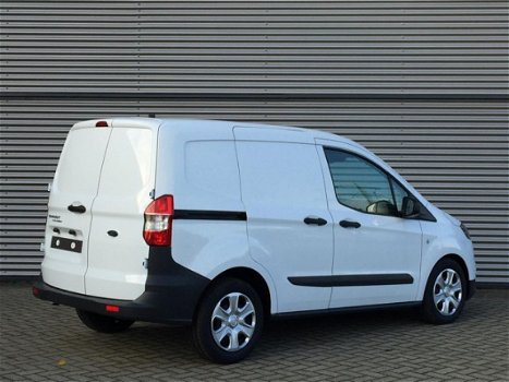 Ford Transit Courier - 1