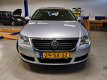 Volkswagen Passat - 2.0 FSI Comfortline //NAVI//AIRCO//CLIMAX//AUTOMAAT// - 1 - Thumbnail