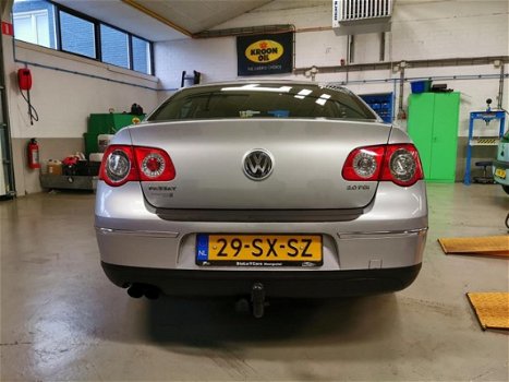 Volkswagen Passat - 2.0 FSI Comfortline //NAVI//AIRCO//CLIMAX//AUTOMAAT// - 1