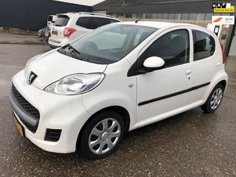 Peugeot 107 - 1.0-12V XS Automaat, Airco, Elek ramen, Radio CD Speler, stuurbekrachtiging - 1