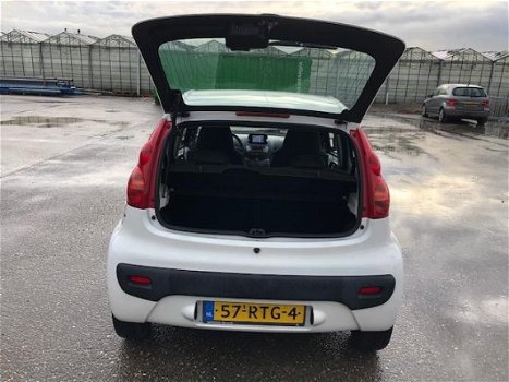 Peugeot 107 - 1.0-12V XS Automaat, Airco, Elek ramen, Radio CD Speler, stuurbekrachtiging - 1