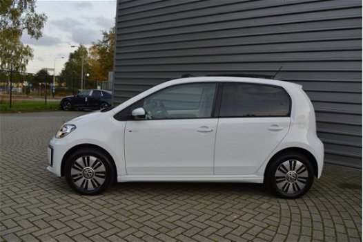 Volkswagen e-Up! - E-UP 82PK CLIMA/PANO-DAK/CRUISE/CCS/PDC/CAMERA/LED/APP-NAVI 