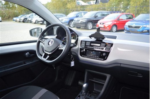 Volkswagen e-Up! - E-UP 82PK CLIMA/PANO-DAK/CRUISE/CCS/PDC/CAMERA/LED/APP-NAVI 