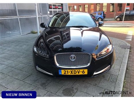 Jaguar XF - 2.2D Automaat, Leder, Navi, Xenon, Licht metaal - 1