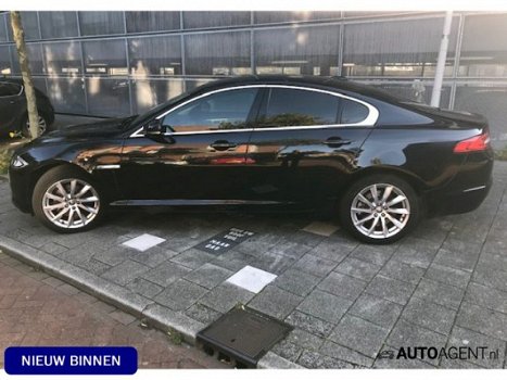 Jaguar XF - 2.2D Automaat, Leder, Navi, Xenon, Licht metaal - 1