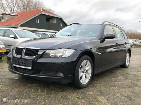 BMW 3-serie Touring - 318i Business Line stoelverwarming EXPORT - 1