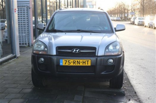 Hyundai Tucson - 2.0i 4WD Style - 1