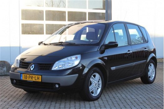 Renault Scénic - 2.0-16V Privilège Luxe | Navi - Dealer onderhouden - 1