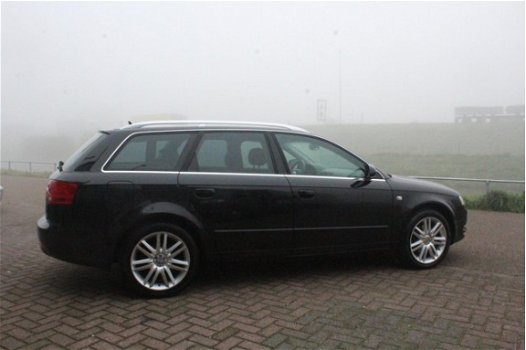 Audi A4 Avant - 2.0 Pro Line 17 INCH Velgen, NAVIGATIE, CRUISE CONTROLE - 1