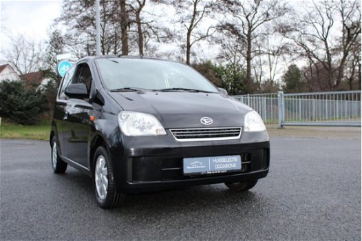 Daihatsu Cuore - Black Edition AIRCO STUURBEKRACHTIGING - 1