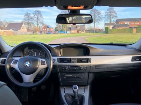 BMW 3-serie - 325I DYNAMIC EXECUTIVE Leer-Navi-PDC - 1