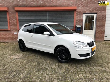 Volkswagen Polo - 1.4-16V Optive NAP nieuwe APK - 1