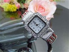 Fijn Topaz 18K WGPL Witte Vierkante Hot Red Armband Horloge