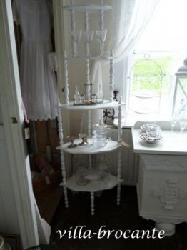 Wit brocante hoge etagere - 1