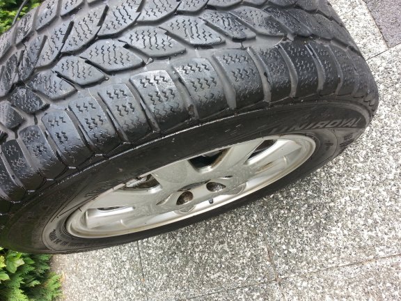 Orginelen Volvo velgen met winterbanden - Afbeelding 2