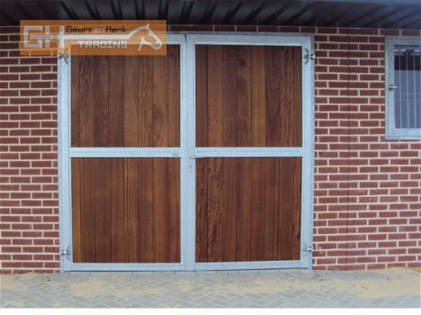 Kwalitatief sterke staldeuren, stalvensters - deuren , ramen - 1