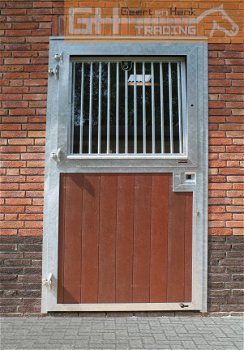 Kwalitatief sterke staldeuren, stalvensters - deuren , ramen - 7