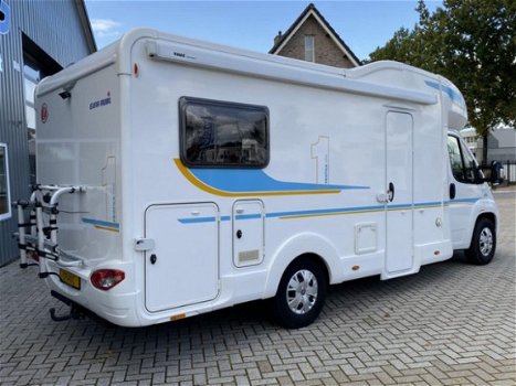 Eura Mobil Profila One 690 QB 2015 - Queens- en hefbed - 4