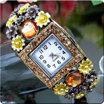 Crystal Geel Horloge - 1