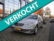 Mercedes-Benz E-klasse Combi - 320 CDI Avantgarde , navi, trekh, half leder, etc - 1 - Thumbnail