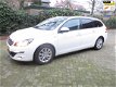 Peugeot 308 SW - 1.2 PureTech Style 130pk navigatie panoramadak parelmoer dealeronderhouden - 1 - Thumbnail