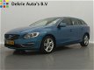 Volvo V60 - 2.4 D6 AWD *€15.700 INCL.* Plug-In Hybrid Summum / LEDER / NAVI / CRUISE CTR. / AIRCO-EC - 1 - Thumbnail