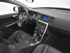 Volvo V60 - 2.4 D6 AWD *€15.700 INCL.* Plug-In Hybrid Summum / LEDER / NAVI / CRUISE CTR. / AIRCO-EC