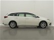 Toyota Auris - 1.8 Hybrid Aspiration / NAVI / CAMERA / AIRCO-ECC / CRUISE CTR. / LM-VELGEN - 1 - Thumbnail