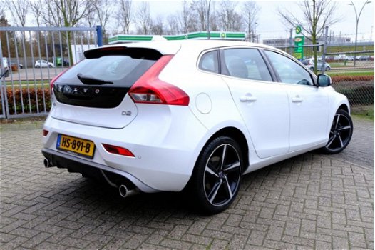 Volvo V40 - 2.0 D2 R-Design Xenon/Leer Alcant./Navi - 1