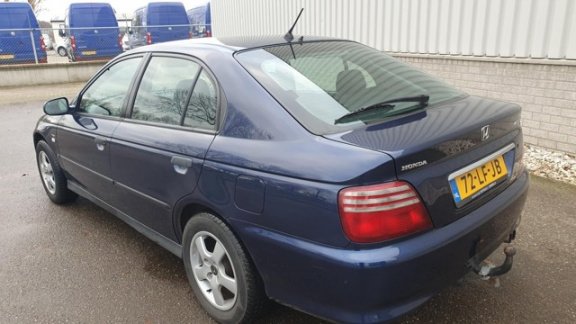 Honda Accord - 1.8i S - 1