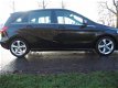 Mercedes-Benz B-klasse - 180 Prestige LM velgen, Navi, Leer - 1 - Thumbnail