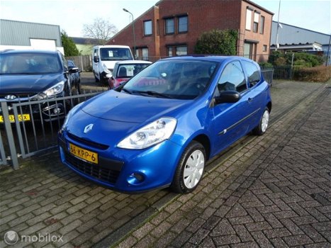 Renault Clio - 1.2 Special Line - 1