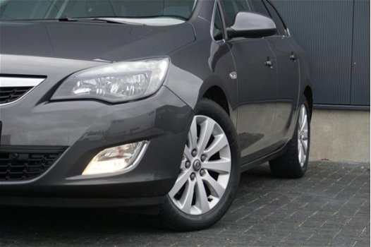 Opel Astra Sports Tourer - 1.7 CDTi S/S Cosmo NAVI CRUISE CLIMA STOEL-STUUR VERWARMING PDC V&A TREKH - 1