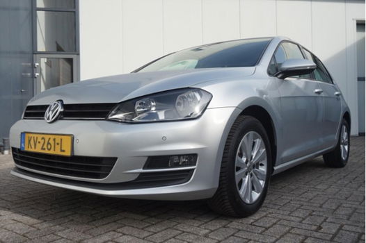 Volkswagen Golf - 1.6 TDI 110pk Comfortline 5drs | Navi | Cruise | Pdc | Climate - 1