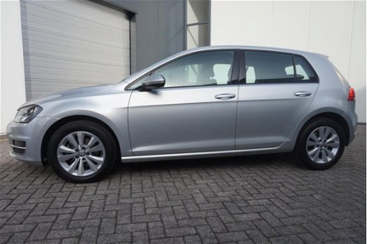 Volkswagen Golf - 1.6 TDI 110pk Comfortline 5drs | Navi | Cruise | Pdc | Climate - 1