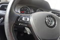 Volkswagen Golf - 1.6 TDI 110pk Comfortline 5drs | Navi | Cruise | Pdc | Climate - 1 - Thumbnail