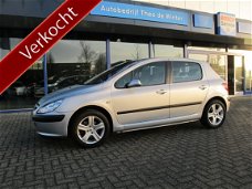 Peugeot 307 - 2.0-16V XS