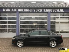 Audi A4 - 2.0 TFSI QUATTRO * LEDER * SCHUIFDAK