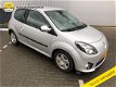 Renault Twingo - 1.2 16v Dynamique Automaat Climate, Cruise, Radio/cd - 1 - Thumbnail