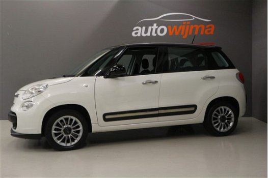 Fiat 500 L - 0.9 105pk TwinAir Lounge Panoramadak, Bi-Colore, Navigatie - 1