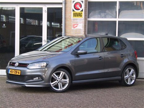 Volkswagen Polo - 1.2 TSI R-Line Navigatie 105pk - 1