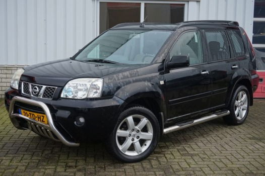 Nissan X-Trail - 2.2 dCi Columbia Style 4WD - 1