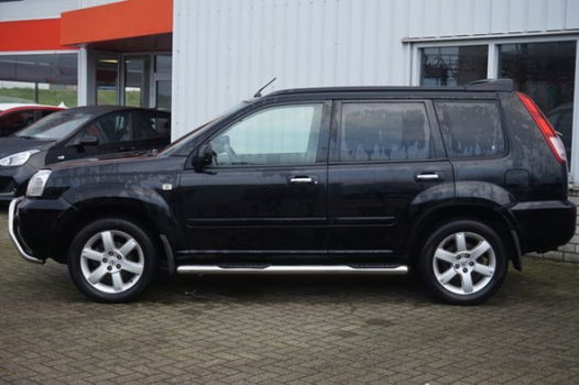 Nissan X-Trail - 2.2 dCi Columbia Style 4WD - 1