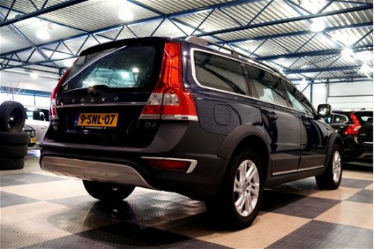 Volvo XC70 - 2.0 D4 FWD 5-CIL 120kW/163pk Aut6 Nordic CLIMA + CRUISE + NAVI SENSUS + DAKRAILS + LEER - 1