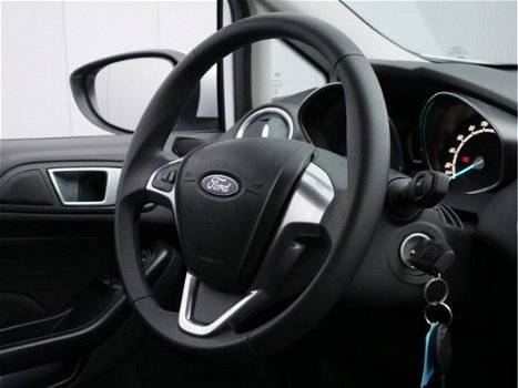 Ford Fiesta - 1.0 65pk Style 5-deurs Airco / Navigatie / Bluetooth - 1