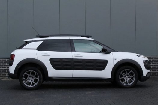 Citroën C4 Cactus - 1.2VTi 82PK Shine | Airco | Navigatie | Camera - 1