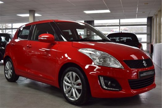 Suzuki Swift - 1.2 Colorline EASSS Clima Keyless Entry/Start 100943 Km - 1