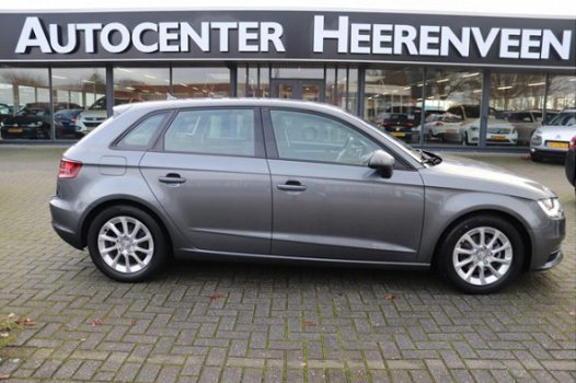 Audi A3 Sportback - 1.6 TDI Ambition Pro Line 50 procent deal 6.975, - ACTIE Sportstoelen / Navi / S - 1