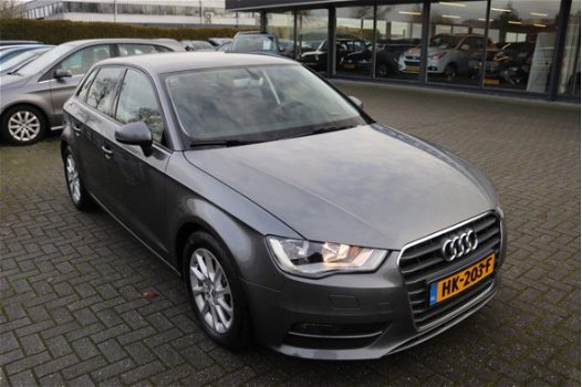 Audi A3 Sportback - 1.6 TDI Ambition Pro Line 50 procent deal 6.975, - ACTIE Sportstoelen / Navi / S - 1