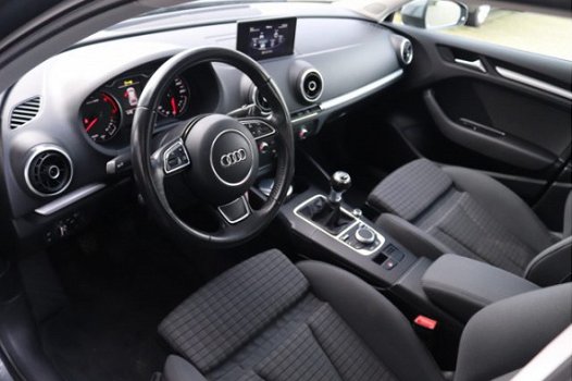 Audi A3 Sportback - 1.6 TDI Ambition Pro Line 50 procent deal 6.975, - ACTIE Sportstoelen / Navi / S - 1